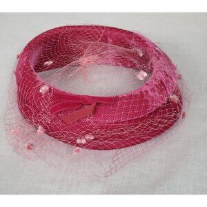 Vintage 50’s Bright Pink Velvet Pillbox Hat Veil Netting Women’s 950